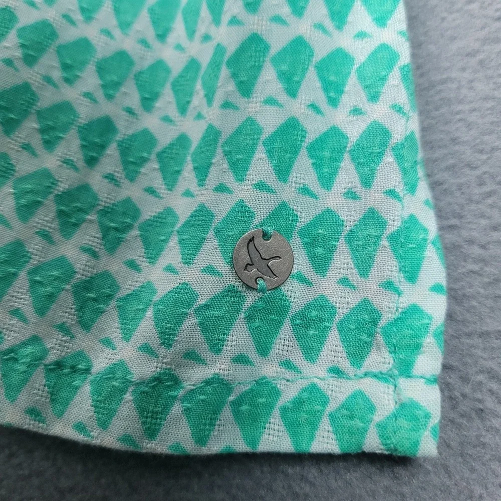 Eddie Bauer Tank Top Women's Large Green White Geometric 100% Rayon Split‎ Neck
